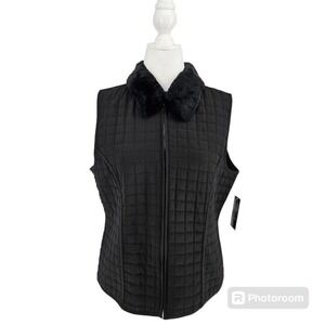 AGB Black Quilted Faux Fur Collar Zip Vest Womens XL NEW Classic Layering Chic